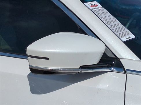 Used 2023 Acura MDX SH-AWD w/ Advance Package image 12