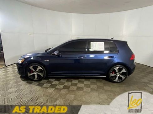 Used 2015 Volkswagen Golf 4-Door FWD image 2
