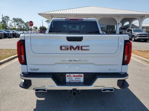 New 2026 GMC Sierra 1500 SLT w/ SLT Premium Package AWD/4WD image 4
