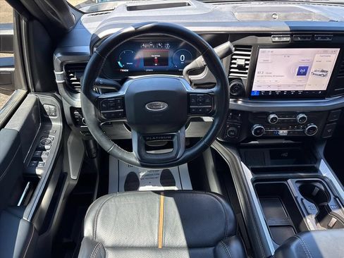 Used 2023 Ford F250 Platinum w/ FX4 Off-Road Package AWD/4WD image 22