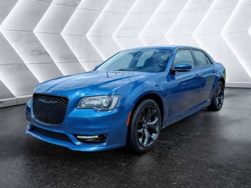 Used 2023 Chrysler 300 Touring L RWD image 1