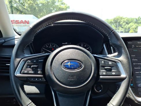 Used 2024 Subaru Outback Premium AWD/4WD image 23