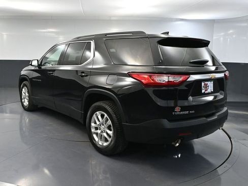 Used 2020 Chevrolet Traverse LT w/ Driver Confidence II Package AWD/4WD image 9
