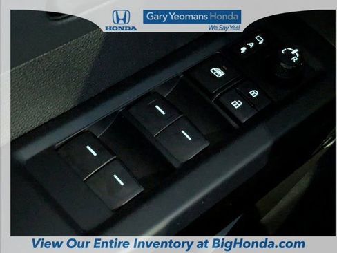 Used 2025 Toyota Tundra Limited image 22