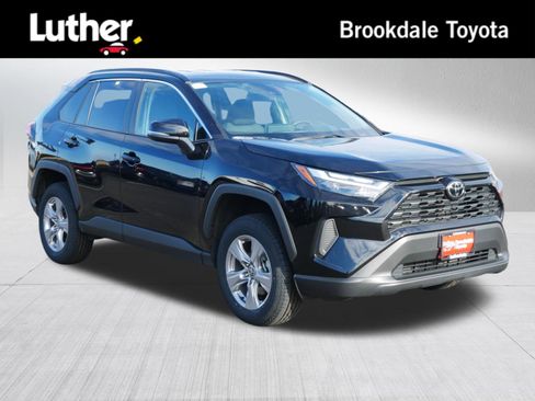 Certified 2025 Toyota RAV4 XLE AWD/4WD image 1