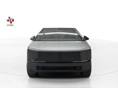 Used 2025 Tesla Cybertruck 2WD Crew Cab image 56
