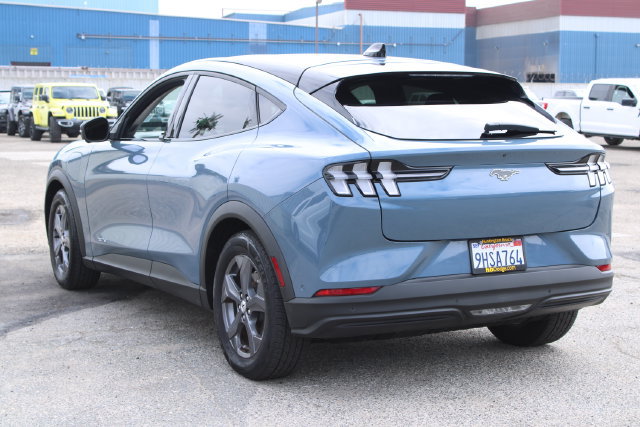 Used 2023 Ford Mustang Mach-E Select RWD image 3