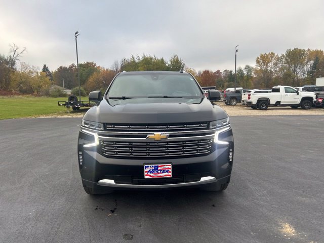 Used 2021 Chevrolet Tahoe Premier w/ Premium Package AWD/4WD image 12