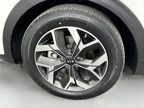 Used 2020 Kia Sportage EX FWD image 30