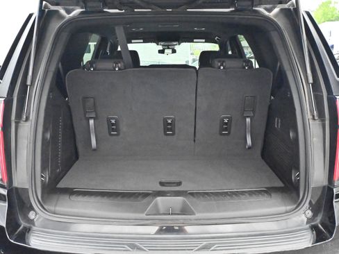 Used 2023 Chevrolet Tahoe LS RWD image 24