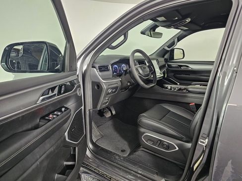 New 2026 Jeep Grand Wagoneer L 4WD w/ HD Trailer Tow Package image 21