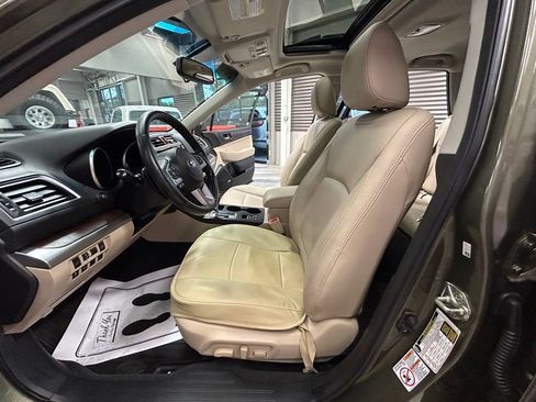 Used 2017 Subaru Outback 2.5i Limited w/ Popular Package #5 AWD/4WD image 55
