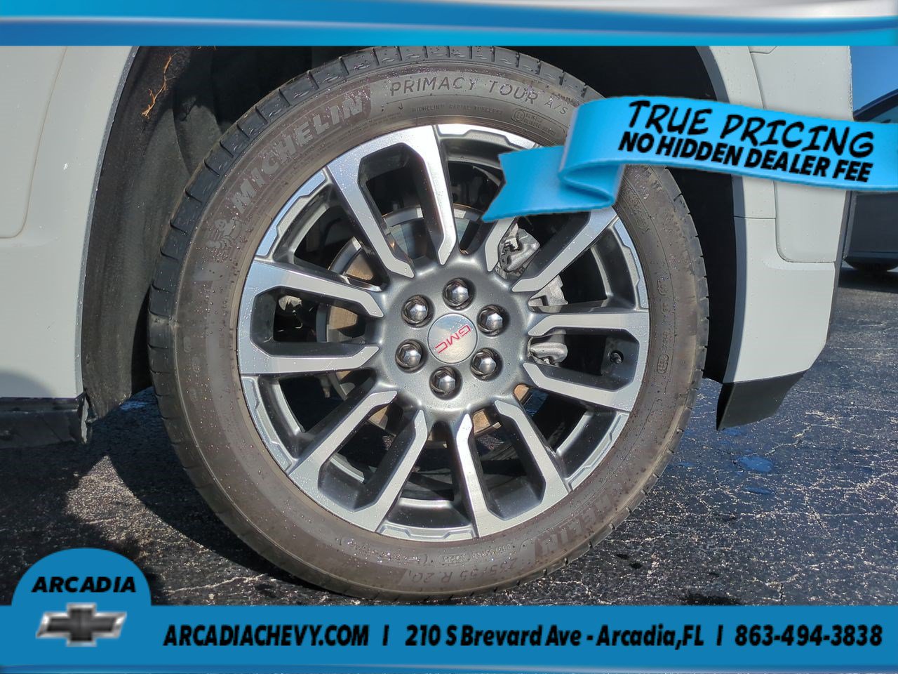 Certified 2021 GMC Acadia Denali w/ Denali Technology Package FWD image 11