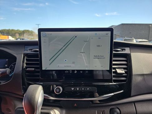 Used 2023 Ford Transit 350 XLT image 26