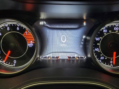 Used 2019 Jeep Cherokee Limited image 23