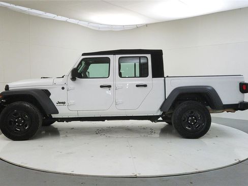 Used 2024 Jeep Gladiator Sport image 5