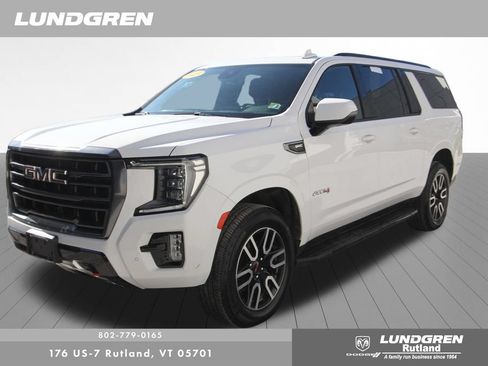 Used 2023 GMC Yukon XL AT4 AWD/4WD image 2