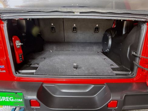 Used 2022 Jeep Wrangler Unlimited Rubicon 4xe w/ Cold Weather Group image 35