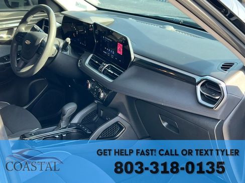 Used 2024 Chevrolet TrailBlazer LT w/ Driver Confidence Package image 25