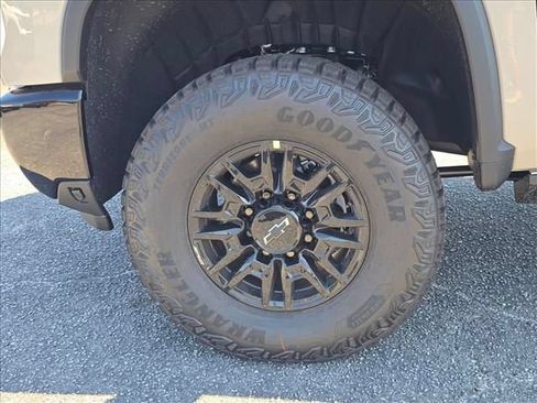 New 2026 Chevrolet Silverado 2500 ZR2 w/ LPO, Dark Essentials Package AWD/4WD image 29