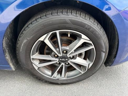 Certified 2023 Kia Forte LXS FWD image 10