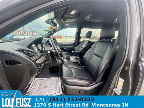Used 2020 Dodge Grand Caravan GT FWD image 9