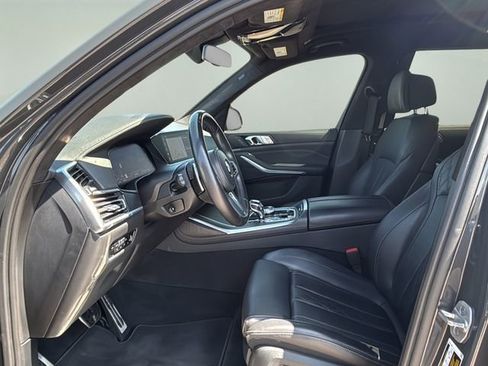 Used 2022 BMW X7 xDrive40i w/ M Sport Package image 18
