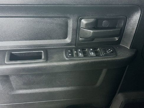 Used 2015 RAM 5500 Tradesman w/ Chrome Appearance Group image 23