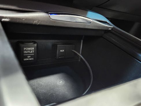 Used 2015 Acura RDX AWD w/ Technology Package image 36