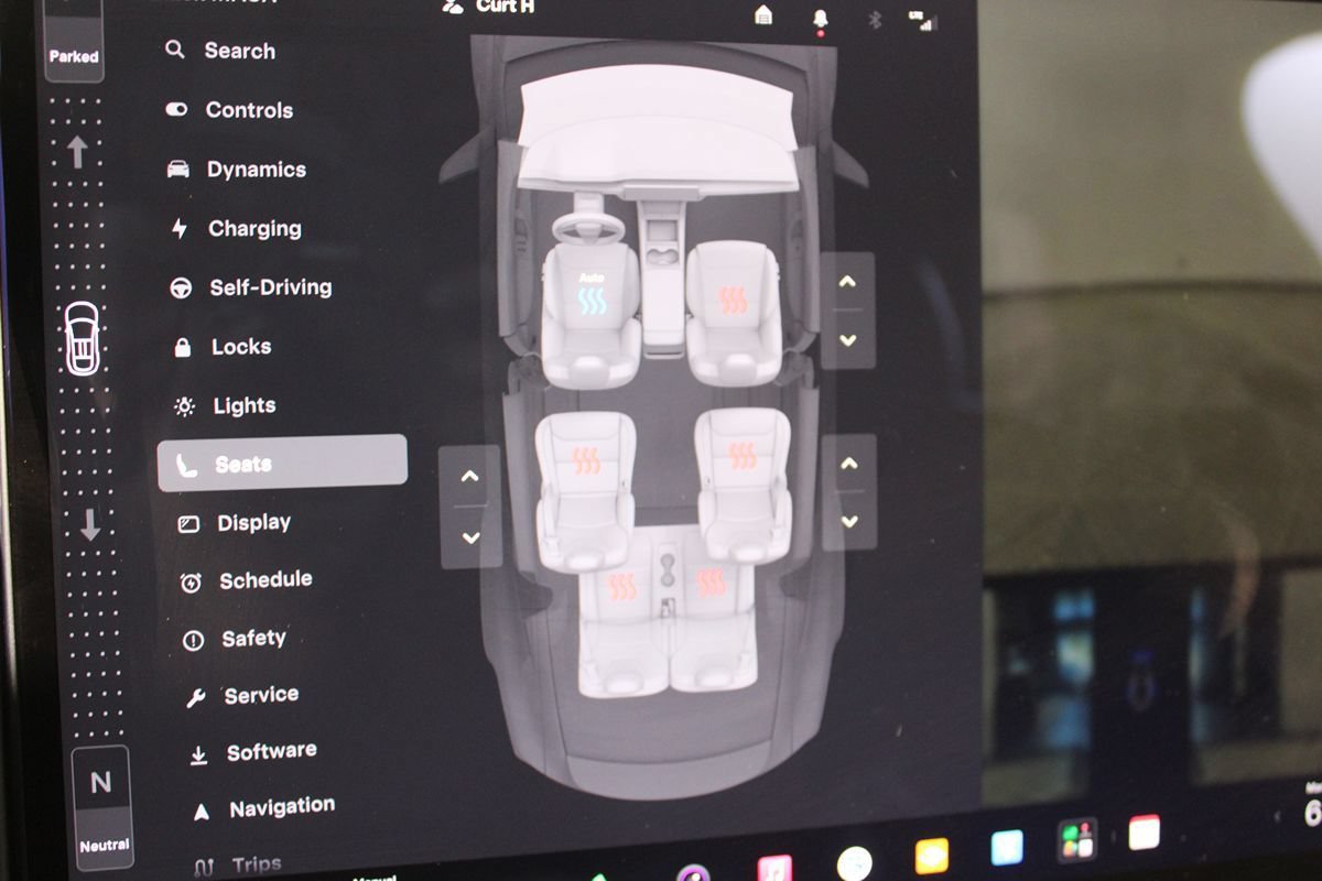Used 2026 Tesla Model X Plaid AWD/4WD image 25