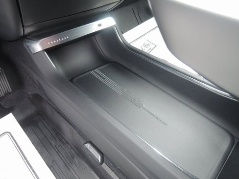 Used 2024 Cadillac Lyriq Luxury w/ LPO, Floor Liner Package image 26