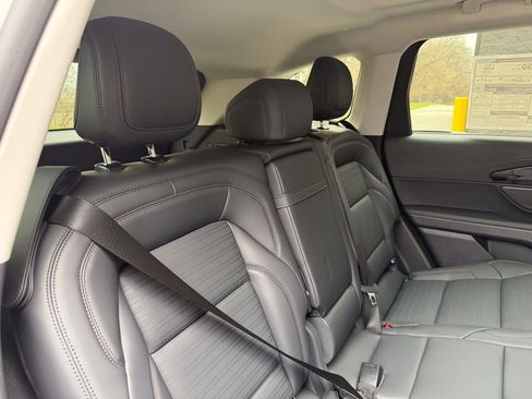 New 2026 Lincoln Nautilus Reserve w/ Jet Appearance Package image 24