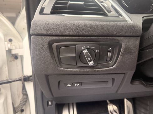 Used 2018 BMW M2 image 13