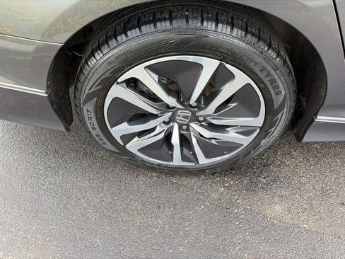 Used 2020 Honda Accord Touring image 41