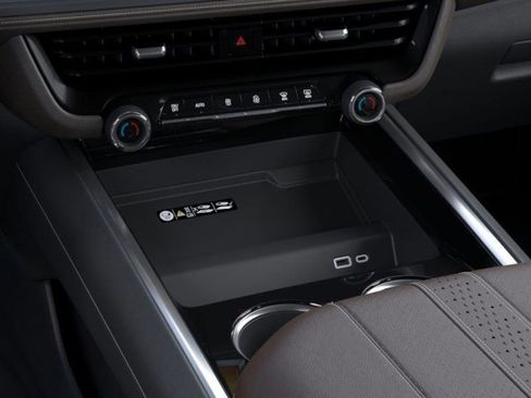 New 2026 Chevrolet Suburban High Country image 28