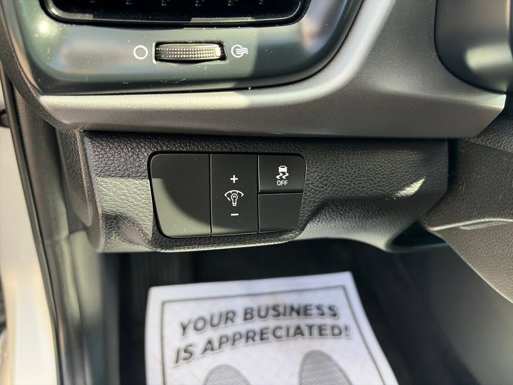 Used 2019 Kia Rio S FWD image 18