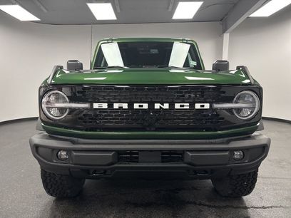 New 2025 Ford Bronco Outer Banks w/ Black Appearance Package