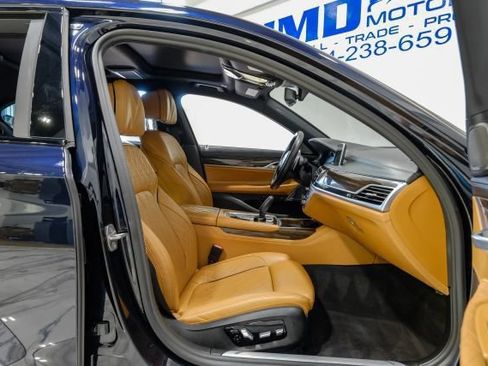 Used 2022 BMW 750i xDrive w/ Luxury Rear Seating Package AWD/4WD image 47
