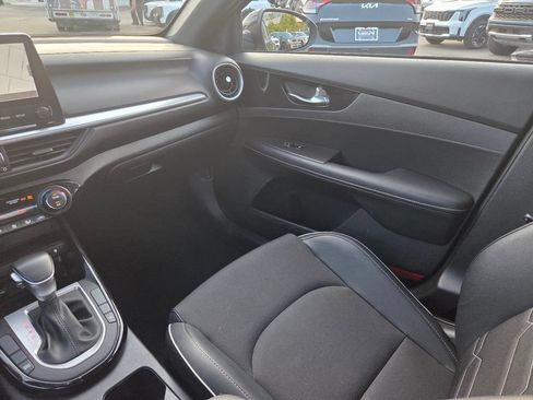 Used 2023 Kia Forte GT-Line w/ GT-Line Premium Package FWD image 16