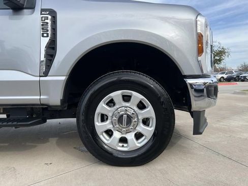 Used 2024 Ford F250 XLT image 8