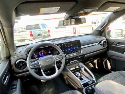 Used 2024 Chevrolet Colorado Z71 w/ Z71 Convenience Package 2 image 34