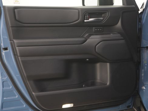 Used 2025 Toyota Land Cruiser w/ Premium Package image 21