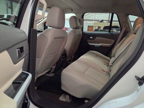 Used 2013 Ford Edge SE FWD image 64