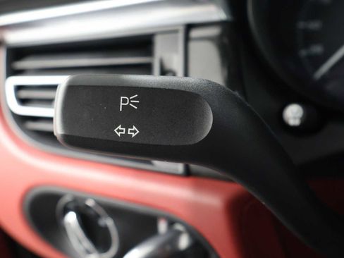 Used 2023 Porsche Macan GTS AWD/4WD image 31