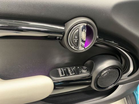 Used 2019 MINI Cooper S FWD image 19