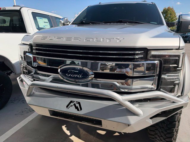 Used 2018 Ford F250 4x4 Crew Cab Super Duty image 7