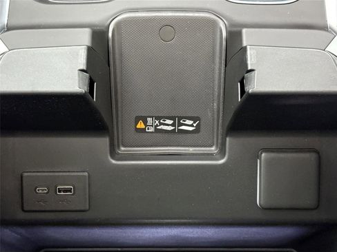 Used 2024 GMC Sierra 1500 SLT w/ SLT Premium Plus Package image 36