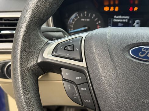 Used 2014 Ford Fusion SE image 15