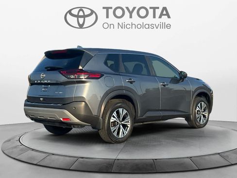 Used 2023 Nissan Rogue SV AWD/4WD image 5