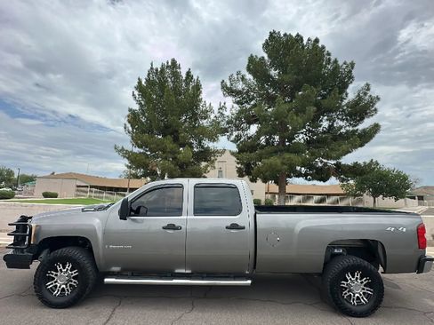 Used 2009 Chevrolet Silverado 3500 LT w/ Exterior Plus Package AWD/4WD image 1